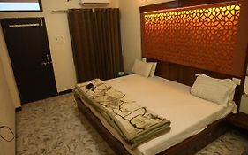 Malhotra Resort